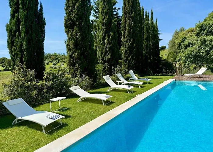 Private Pool Paradise *